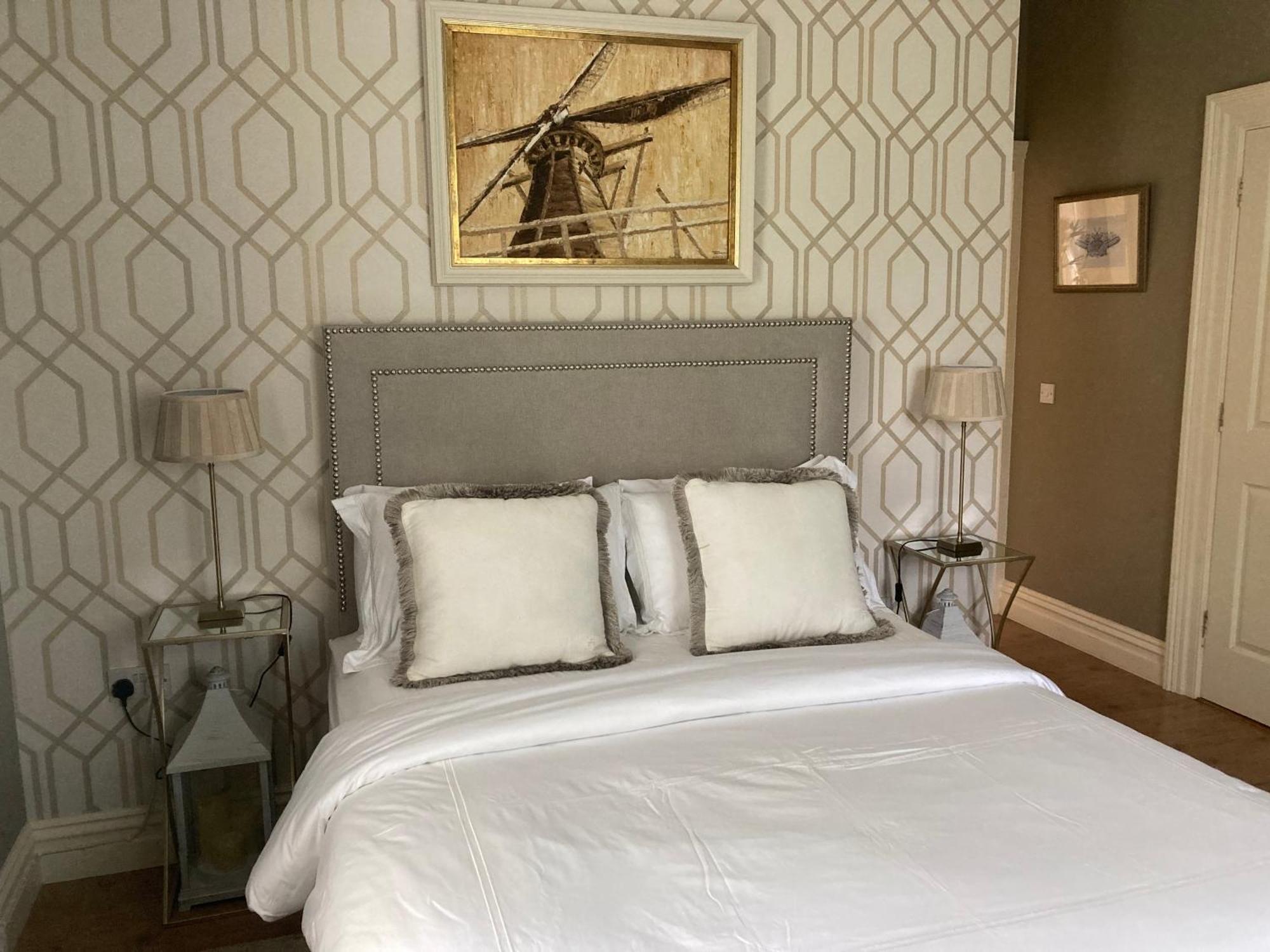 Ballybur Lodge Cuffesgrange エクステリア 写真