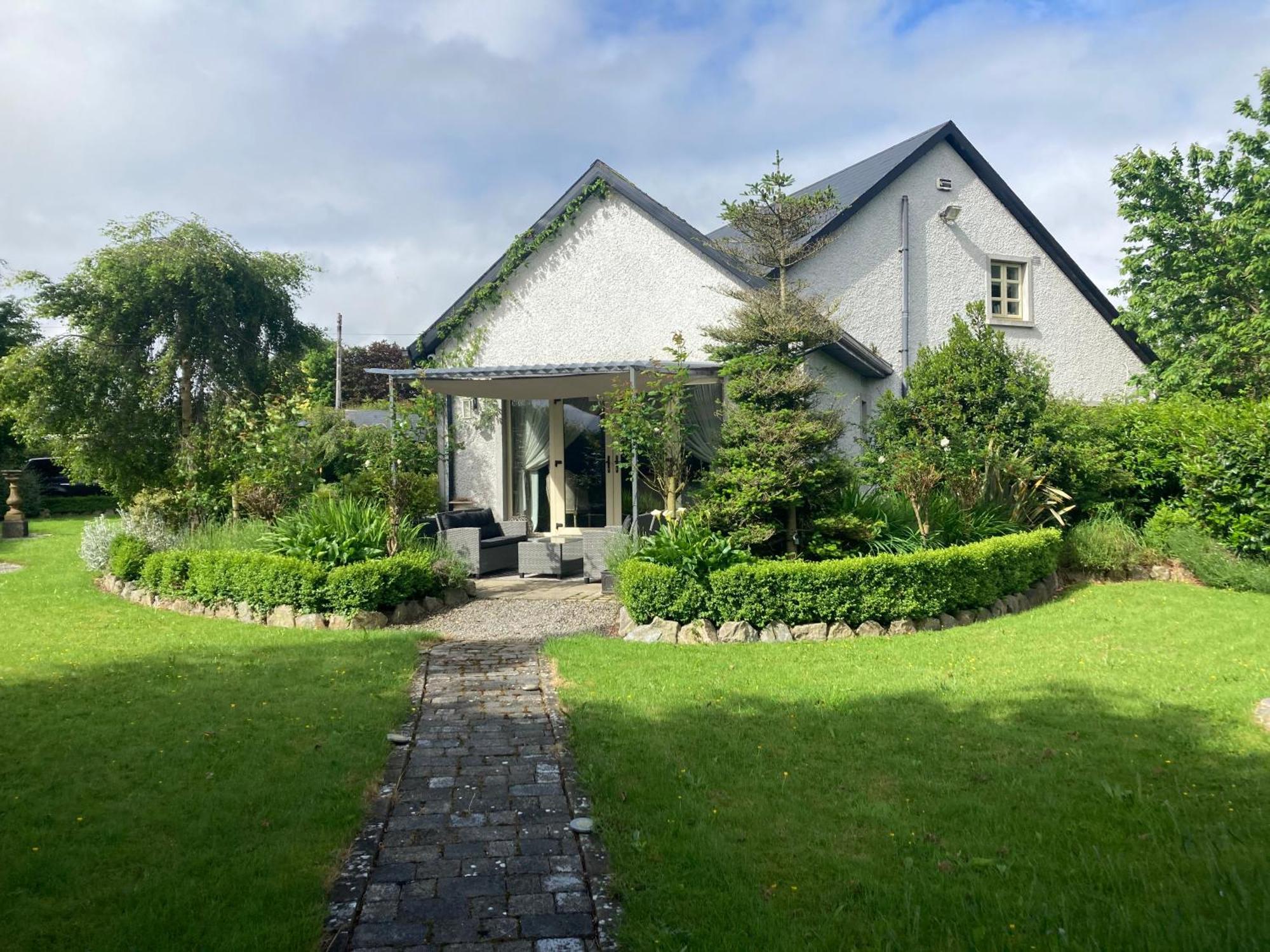 Ballybur Lodge Cuffesgrange エクステリア 写真