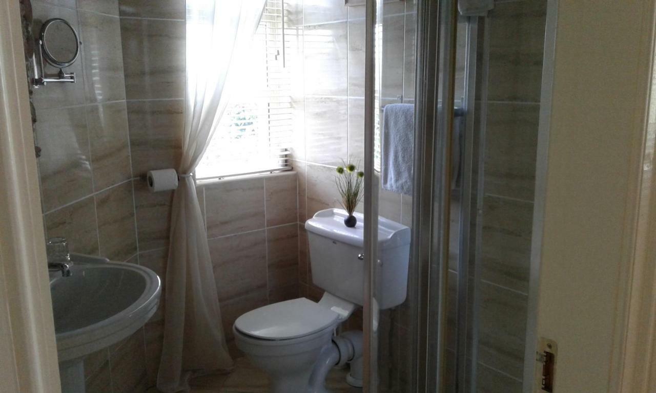 Ballybur Lodge Cuffesgrange エクステリア 写真